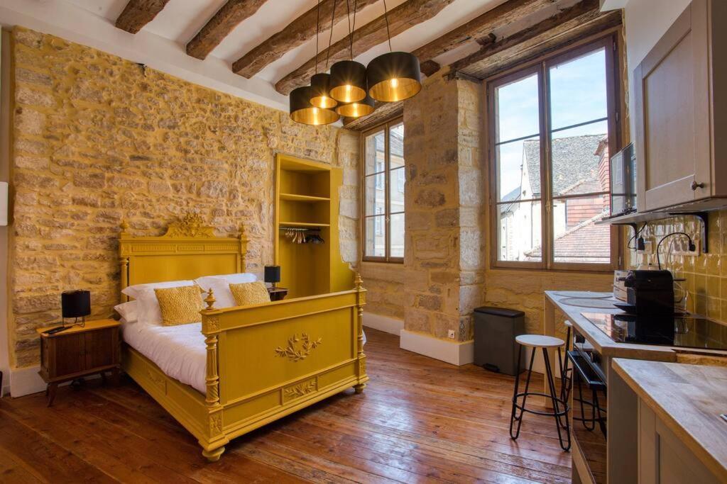 "Les Appartements De Betty C" Studio Medieval سارلا لا كانيدا المظهر الخارجي الصورة